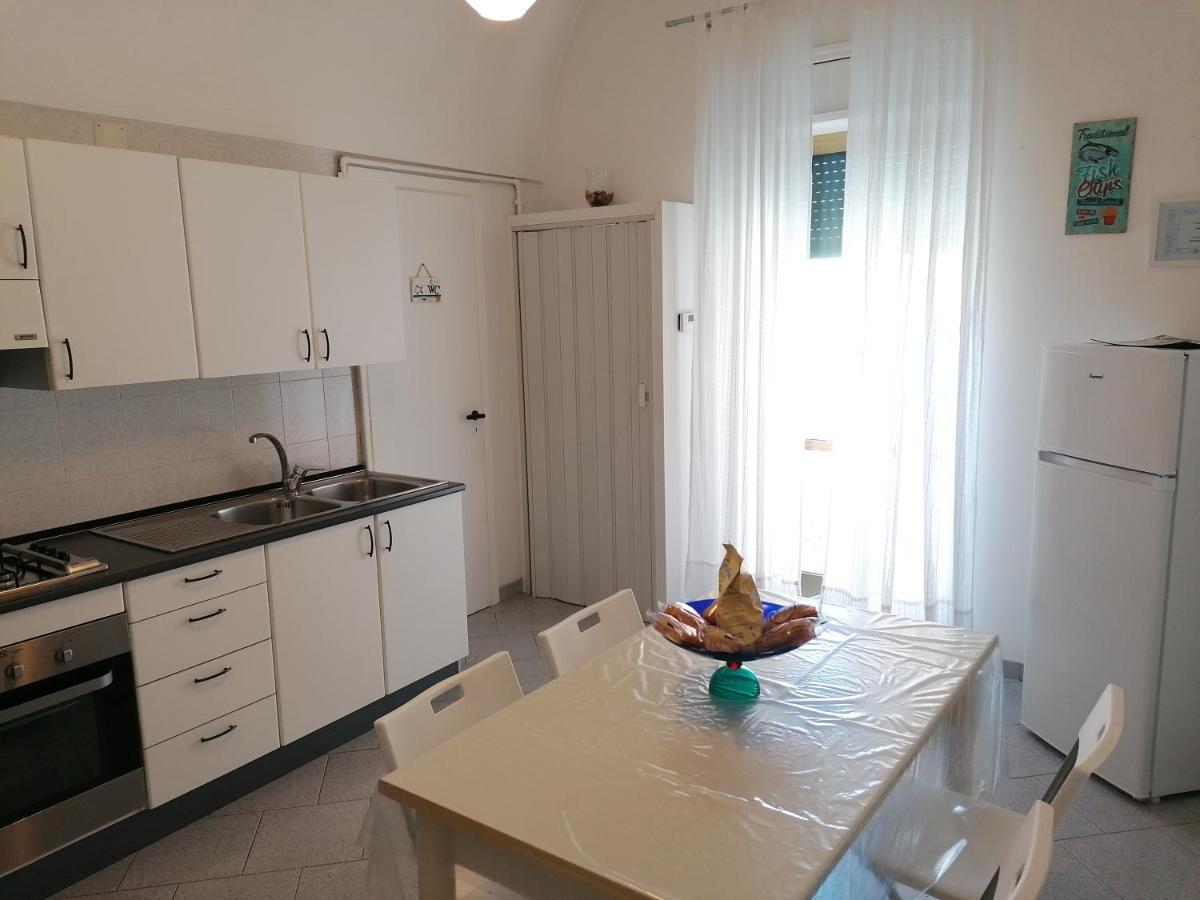 Вилла Casina Cavour 65 Монополи Экстерьер фото